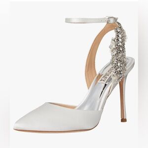 Badgley Mischka Women's Blanca Pump